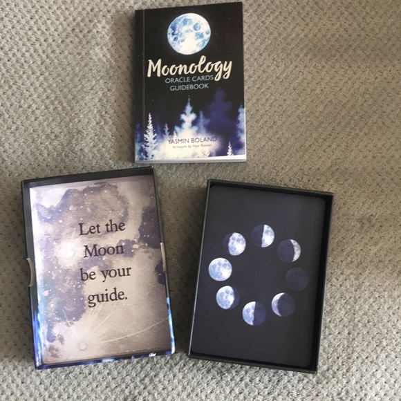 Moonology deck - Picture 2 of 4